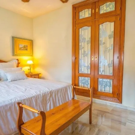 Apartment Silvia - Coastal Refuge Near The Beach
