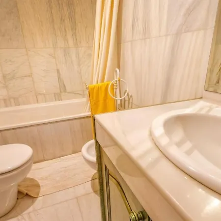 Apartment Silvia - Coastal Refuge Near The Beach